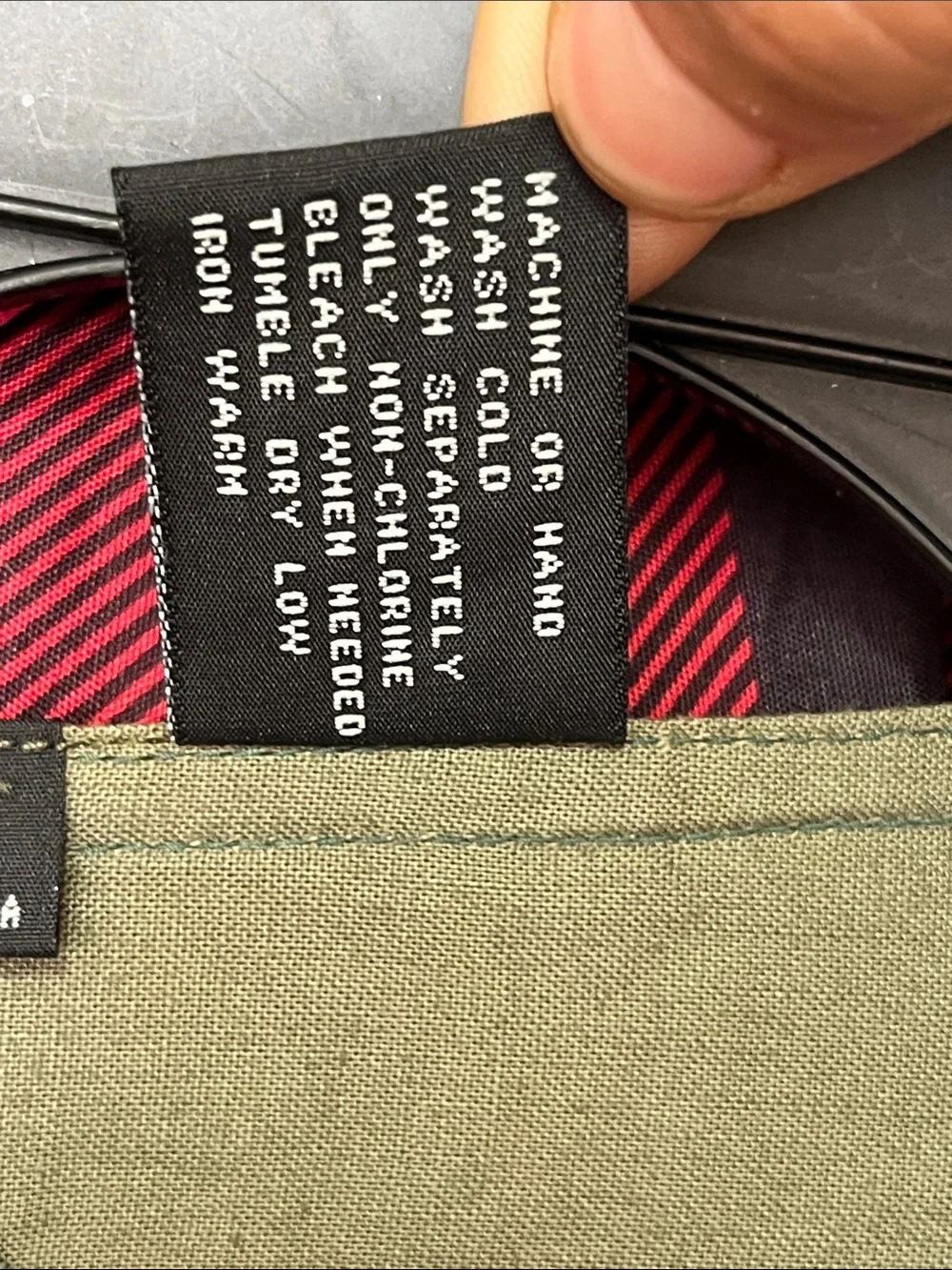 Men's Olive Utility Vest with Multiple Pockets